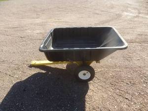lot 9 image: Lawn Cart