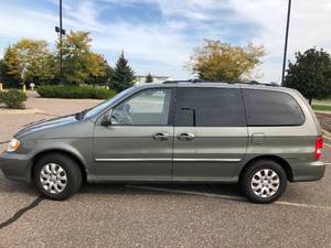 2005 Kia Sedona EX - 51,932 Miles - 2 OWNER