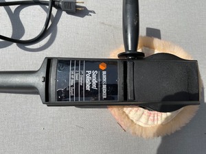 lot 17 image: Black & Decker 7 12 2 Speed Angle SanderPolisher