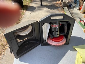 lot 20 image: Sears Craftsman Power BufferPolisher With Case
