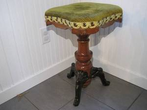 lot 19 image: Vintage adjustable Velvet Seat Stool.