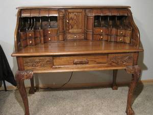 lot 61 image: Oak Desk with secret compartments. 