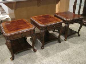 lot 80 image: A  matched set of 3 End Tables with drawers. 