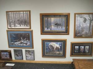 lot 86 image: A wall of Wildlife Art, 9 pieces Derk Hansen, Daniel Smith, Rick Kelly, Jim Hansel, Steven Lyman, Cable.
