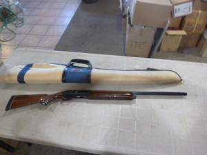 Remington 12 Gauge Semi- Automatic Shotgun