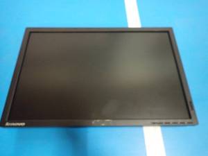 Lennovo 22 in LCD Monitor no stand
