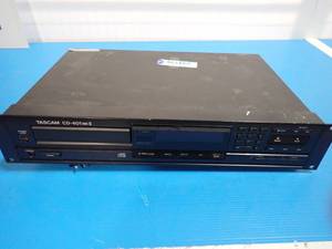 Tascom&nbspCD-401 MKII&nbsp