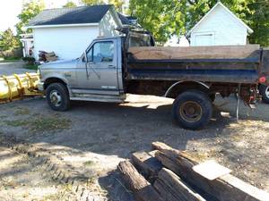 1994 Ford F350XL with attached plow...