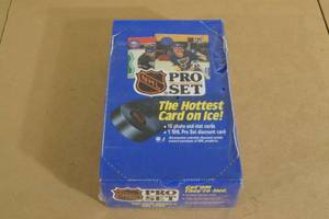 Box of 1990-91 Series 1 NHL Pro Set Card Packs
