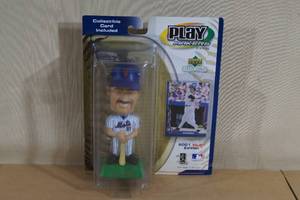 2001 Upper Deck Playmakers Mike Piazza Bobble Head