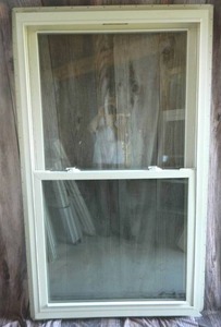 lot 9 image: Double Hung