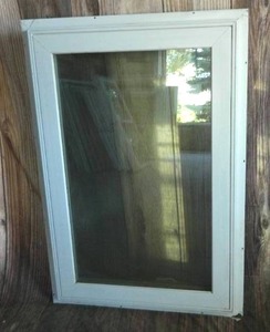 lot 37 image: Crank Out Window