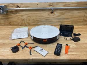 lot 71 image: KYVOL Cybovac E20 Robot Vacuum Cleaner