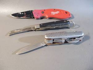 Multi-Tool Knives