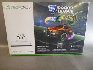 X-Box One S
