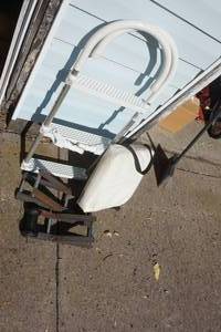 DockBoat Swim Ladder With 2 Trailer Mount Reflectors and Throw Cushion