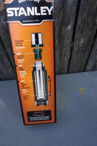 Stanley Stainless Steel Vacuum Bottle 1.0 Liter Capacity Vacuum Thermos