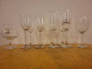 lot 41 image: 10 Assorted Collectible Crystal & Glasses