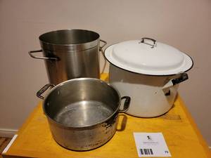 lot 79 image: 3 Commercial Stock Pots (1 Enamelware, 2 Stainless Steel)