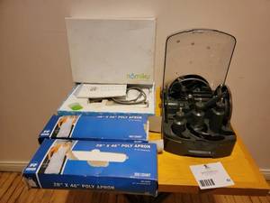 lot 82 image: Breville Sous Chef Food Processor Parts in Case & Nomiku Immersion Calculator & 200 28 x 46 Poly Aprons