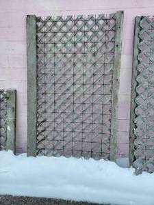 lot 86 image: 6 Outdoor Wood Trellis Four Tall 91x55 Two Half 45x55