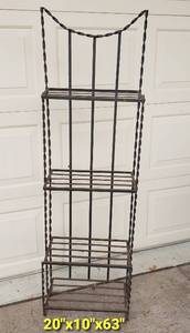 lot 46 image: Twisted Steel Bakers Rack