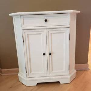 lot 197 image: White Slim Profile Cabinet