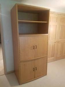 lot 37 image: Home Office Organizer Hutch