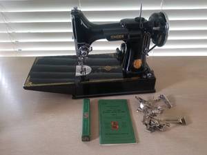 lot 64 image: Stunning Singer Electric Sewing Machine Replica