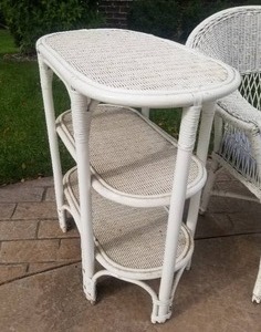 lot 112 image: Lovely Wicker Porch Collection
