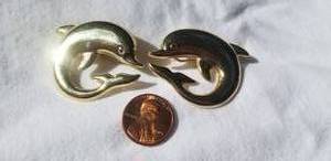 lot 25 image: 14K Yellow Gold Dolphin Earrings
