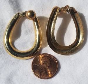 lot 27 image: 14K Yellow Gold Ball Studd Earrings with Removeable Jacket