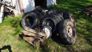 lot 27 image: A Lot Full Of Miscellaneous Tires & Tires On Rims