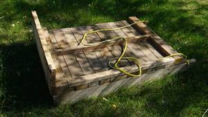 lot 28 image: Home Made Wood Sled---51  x  33