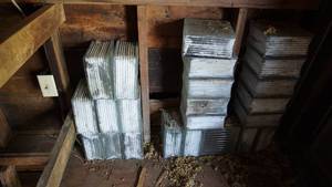 lot 117 image: Twenty-Four  8  x  8 Glass Blocks