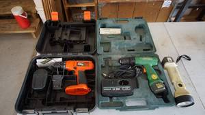 lot 175 image: Black N Decker 14.4 Drill--Comes W Charger--No Batteries--Hitachi Flashlight & Hitachi Drill-(Comes With Charger--No Batteries)