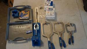 lot 207 image: Kreg Skill Builder & Kreg Clamps