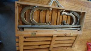 lot 252 image: Sportcraft Horse Shoe Set In Case