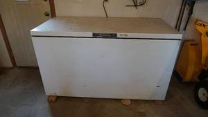 lot 255 image: Sears Kenmore Freezer--Model #13235--23.1 Cubic Feet