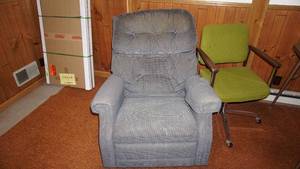 lot 261 image: Kitchen Table-( 47 12 Long  x  36 12 Deep  x  29  Tall)-Two Chairs On Casters-Rocking Recliner
