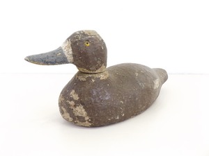 lot 1 image: 14.5 Antique Wood Carved Glass Eye Duck Decoy