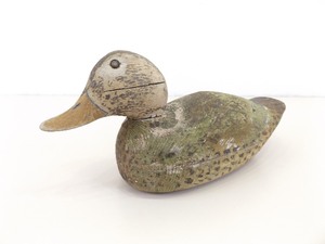 lot 2 image: 14 Antique Wood Carved Duck Decoy