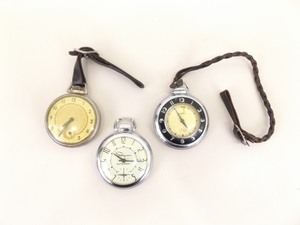 lot 36 image: Lot of 3 Vintage Art Deco 1940s Dollar Pocket Watches