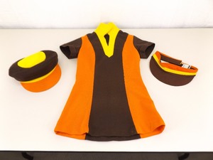 lot 48 image: VERY COOL Authentic 1960s Burger King Uniform Shirt and Hats