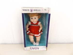 lot 49 image: Vintage 1960s Vogue 16 Ginny Baby Doll wOriginal Box