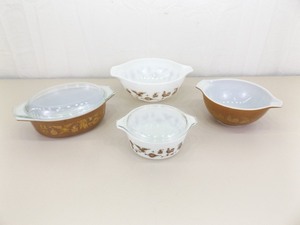 lot 83 image: Vintage Pyrex Early American Pattern 6 Piece Covered Dish and Mixing Bowl Set