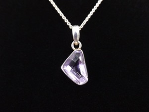 lot 52 image: .925 Sterling Silver Faceted Amethyst Pendant Necklace