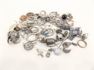 lot 70 image: 208.6 Grams of Scrap .925 Sterling Silver Jewelry