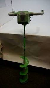 lot 2 image: ION  40V Ice Auger