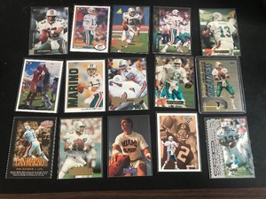 lot 79 image: 15 Different Dan Marino Cards